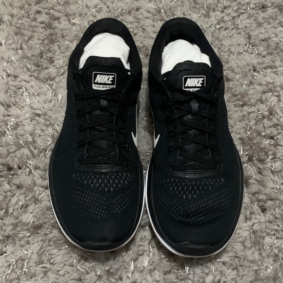 Nike ‘Flex Run’ Running Shoes - Picture 8 of 13